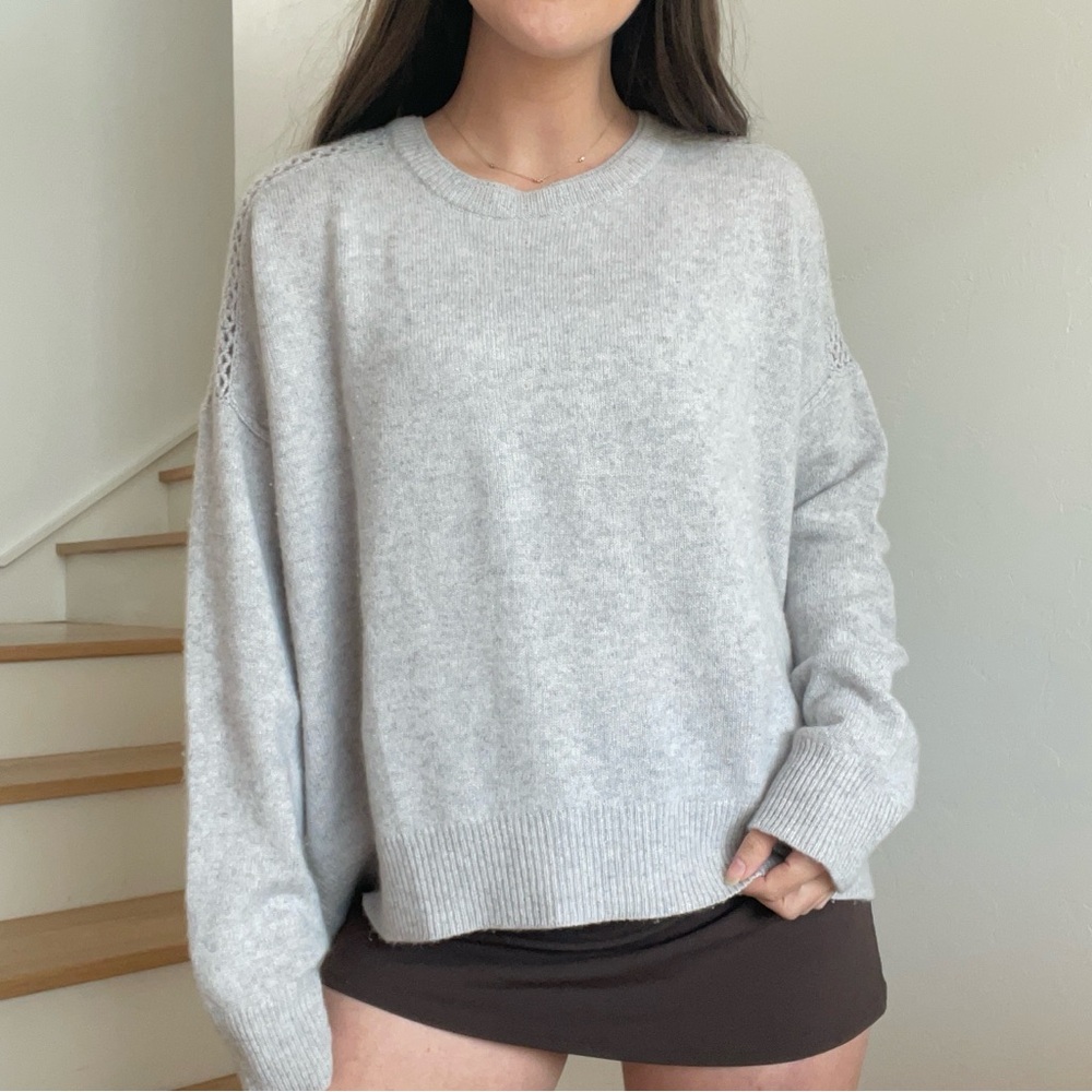 Brochu Walker 100% Cashmere Lattice Grey Crew Neck Minimalist Pullover Sweater